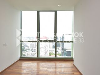 Продажа 1 кровать кондо в Патхум Щан, Бангкок