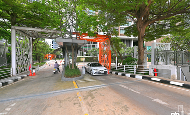 For sale 2 bedrooms condo in Huai Khwang, Bangkok