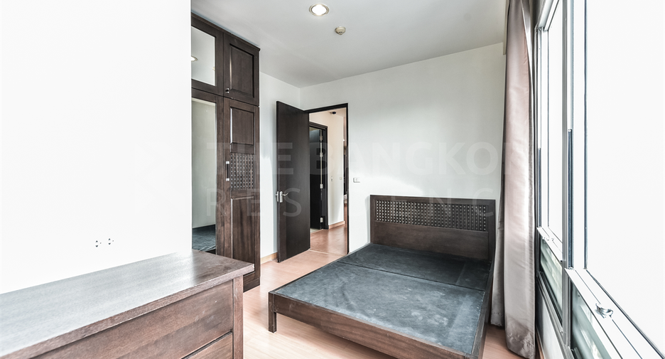 For sale 3 bedrooms condo in Ratchathewi, Bangkok