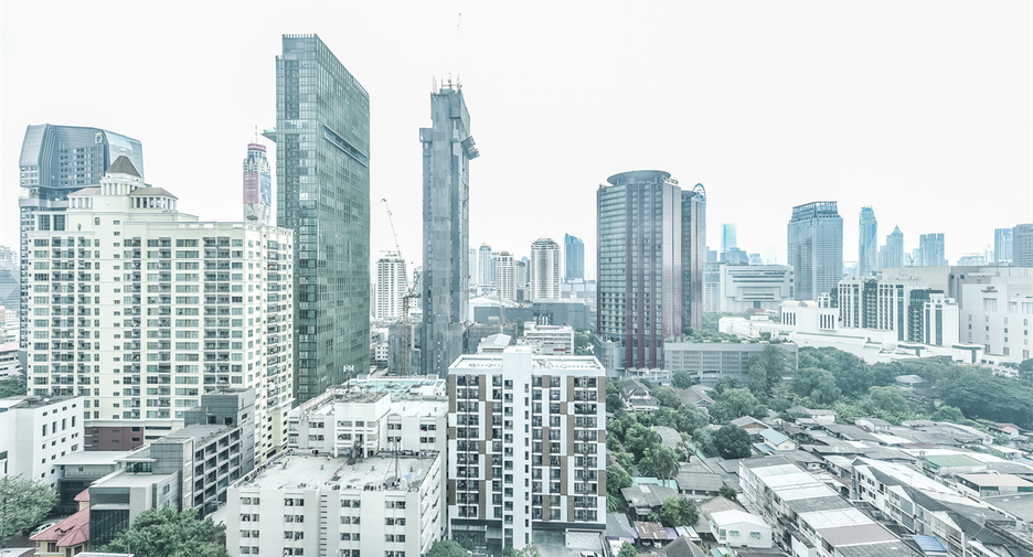 For sale 3 bedrooms condo in Ratchathewi, Bangkok