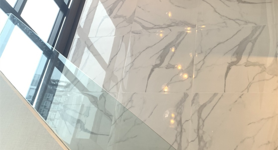Condo en venta de 3 habitaciones en Huai Khwang, Bangkok