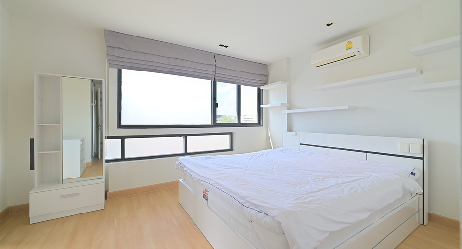 À vendre 2 chambres condo à Chatuchak, Bangkok