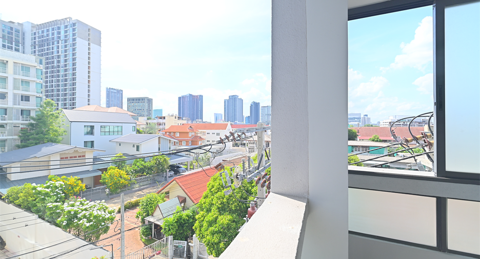 À vendre 2 chambres condo à Chatuchak, Bangkok