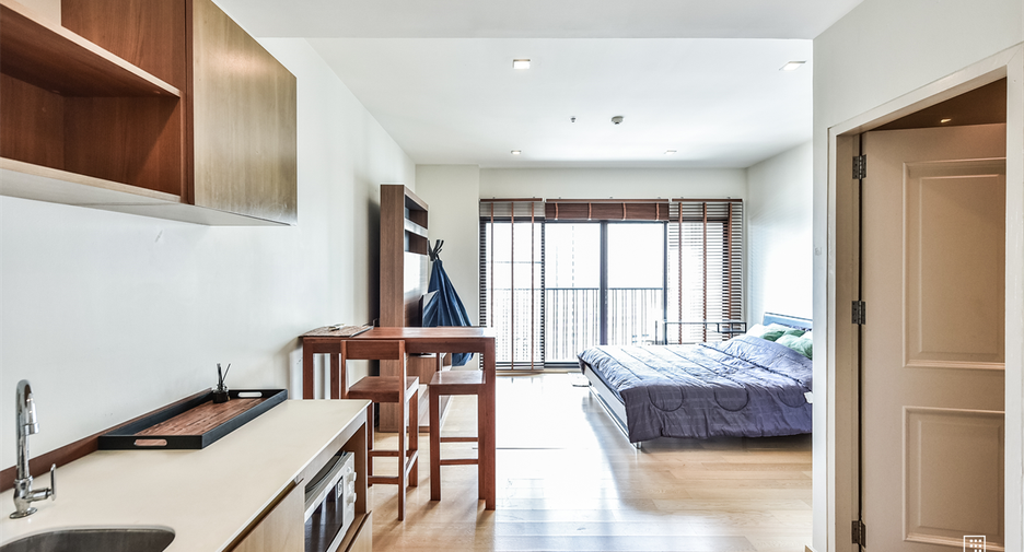 For sale 1 bed condo in Phaya Thai, Bangkok