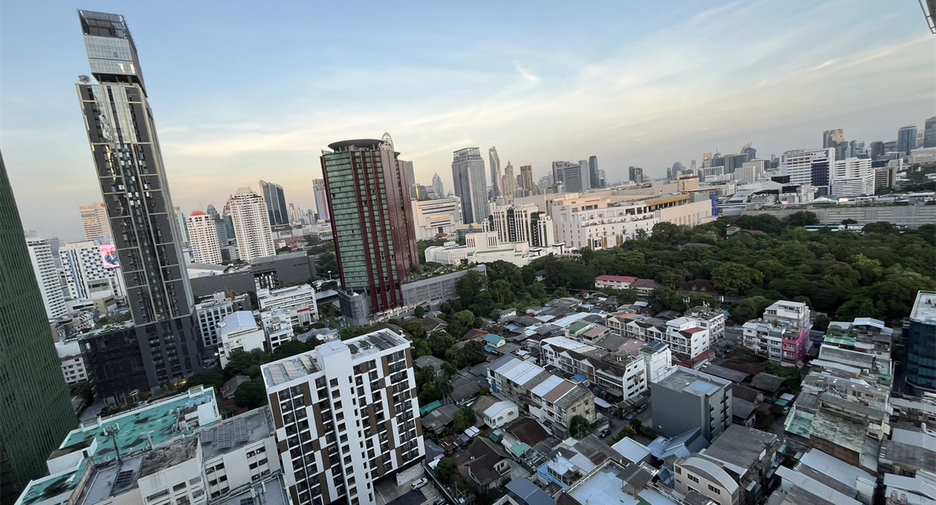 Condo en venta de 2 habitaciones en Ratchathewi, Bangkok