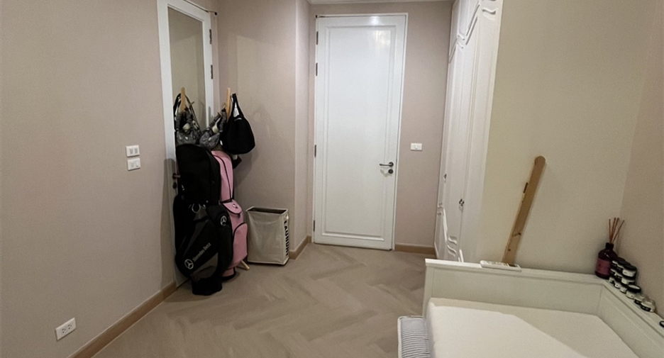 Condo en venta de 2 habitaciones en Ratchathewi, Bangkok