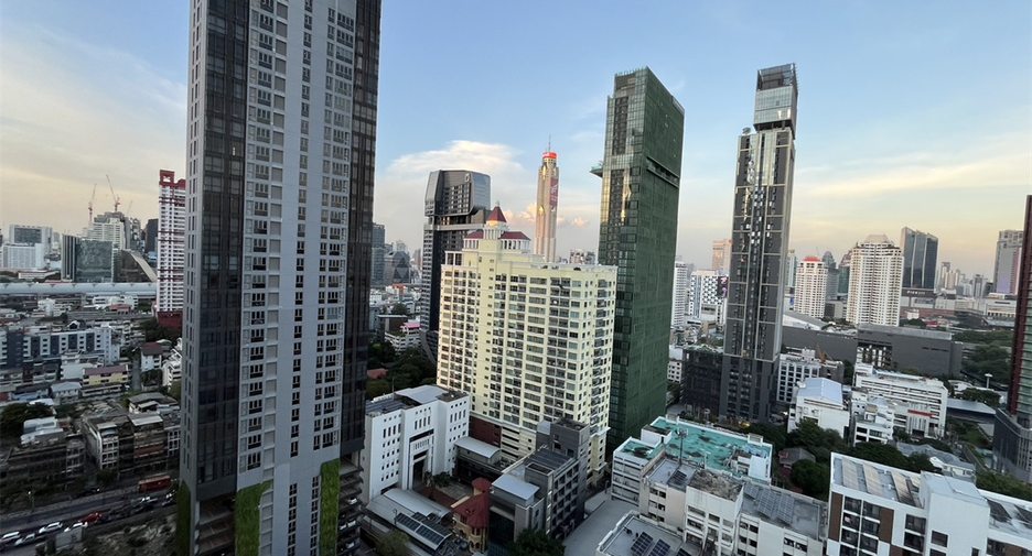 Condo en venta de 2 habitaciones en Ratchathewi, Bangkok