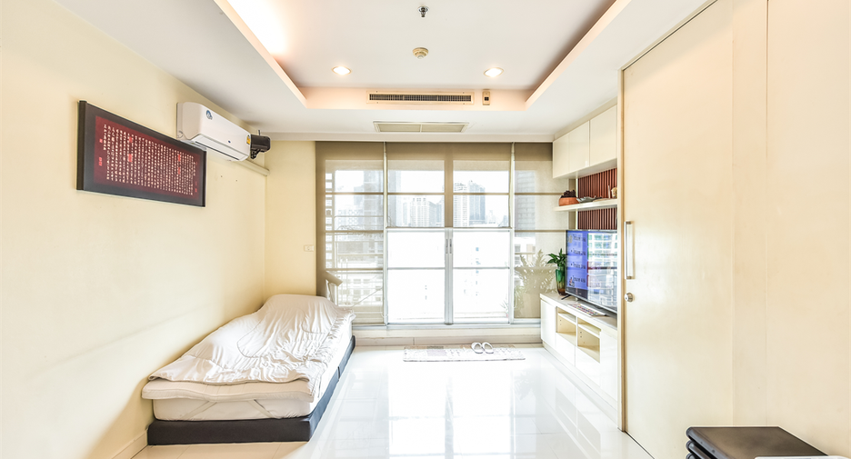 For sale 2 bedrooms condo in Ratchathewi, Bangkok