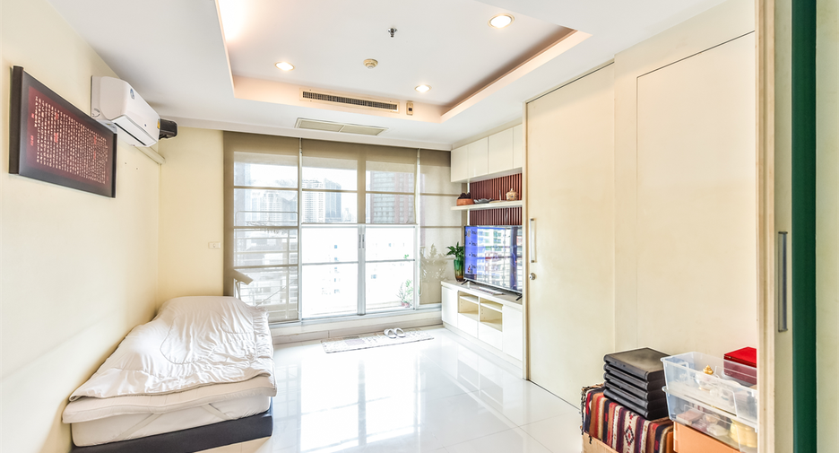 For sale 2 bedrooms condo in Ratchathewi, Bangkok