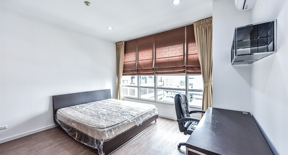 For sale 1 bed condo in Ratchathewi, Bangkok