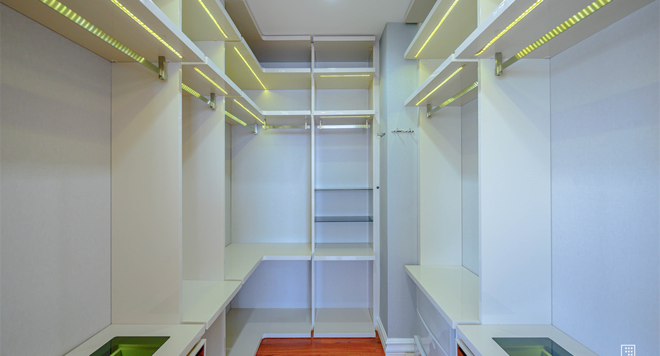 Condo en venta de 5 habitaciones en Watthana, Bangkok