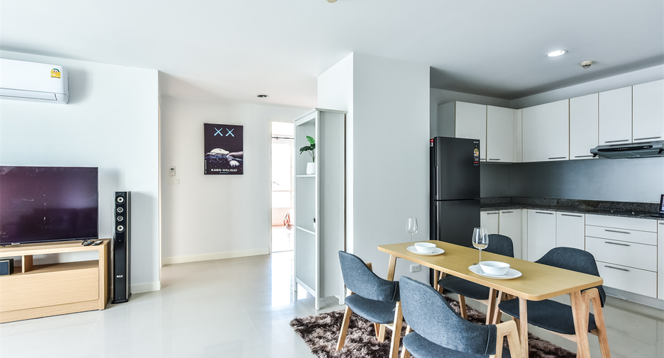For sale 2 bedrooms condo in Phaya Thai, Bangkok