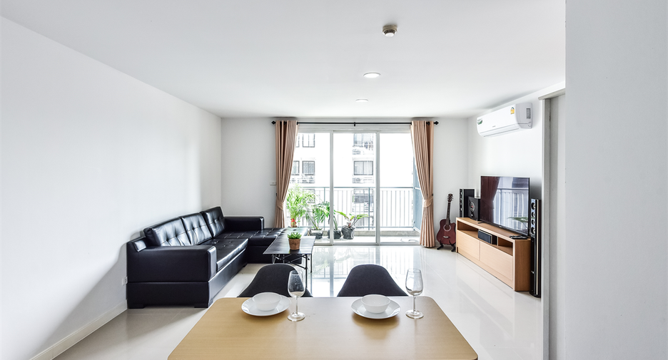 For sale 2 bedrooms condo in Phaya Thai, Bangkok