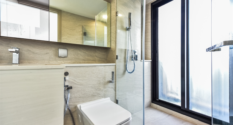 For sale 2 bedrooms condo in Ratchathewi, Bangkok