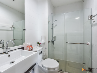 For sale 2 bedrooms condo in Phaya Thai, Bangkok