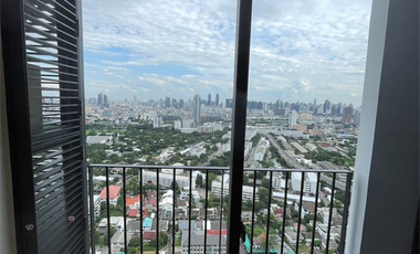 Condo en venta de 2 habitaciones en Phaya Thai, Bangkok