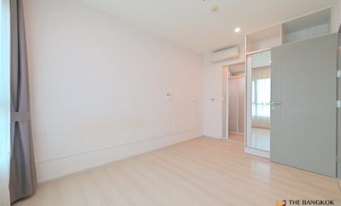 À vendre 2 chambres condo à Huai Khwang, Bangkok