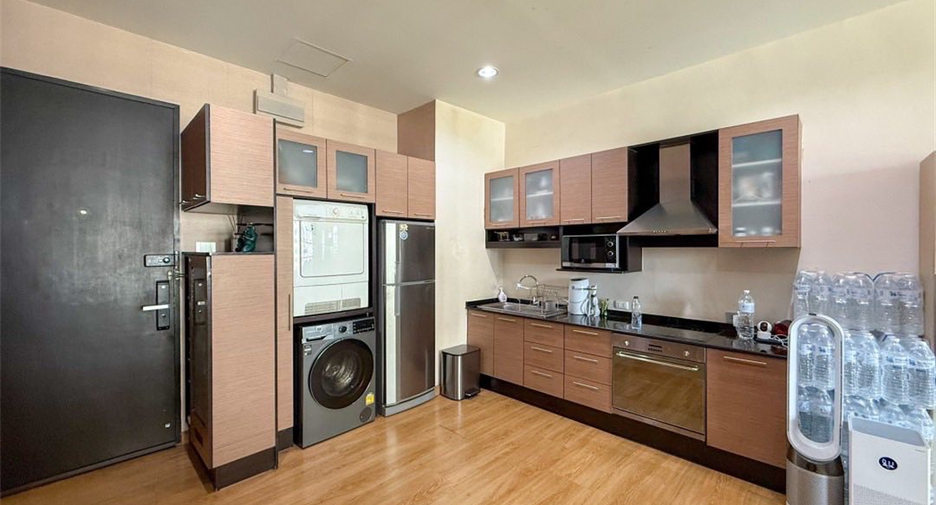 For sale 2 ベッドルーム condo in Ratchathewi, Bangkok
