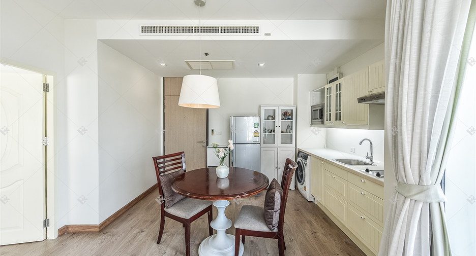 For sale 1 bed condo in Phaya Thai, Bangkok
