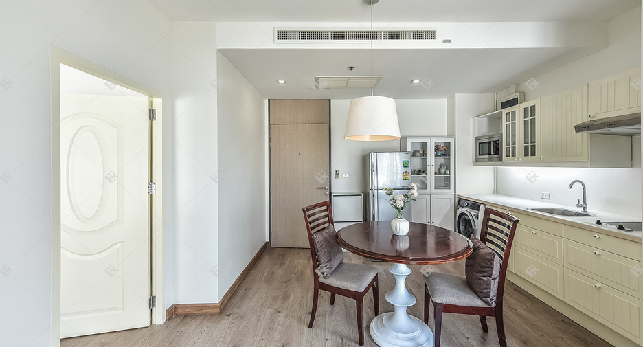 For sale 1 bed condo in Phaya Thai, Bangkok
