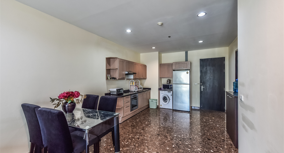 For sale 3 bedrooms condo in Ratchathewi, Bangkok