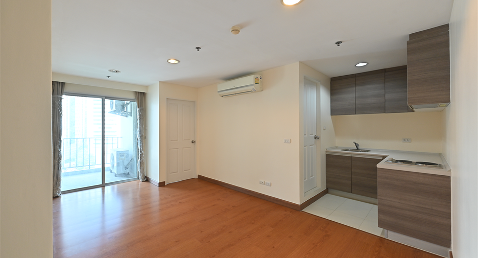 À vendre 1 chambre condo à Huai Khwang, Bangkok