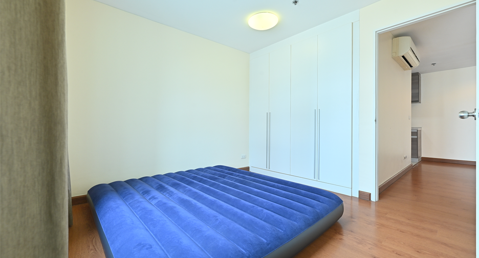 À vendre 1 chambre condo à Huai Khwang, Bangkok