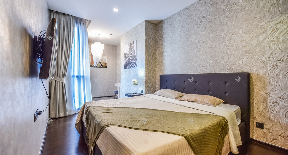 For sale 2 ベッドルーム condo in Pathum Wan, Bangkok