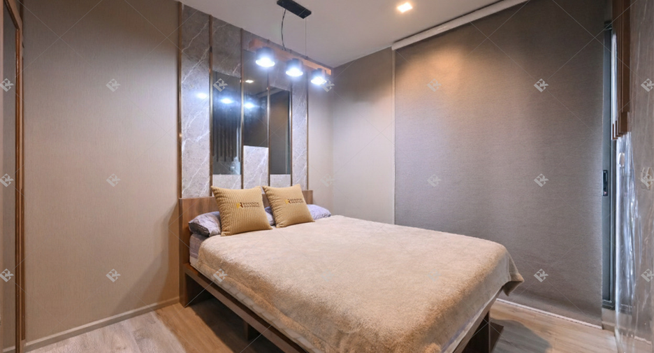 For sale 2 bedrooms condo in Huai Khwang, Bangkok