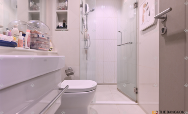 For sale 2 bedrooms condo in Huai Khwang, Bangkok