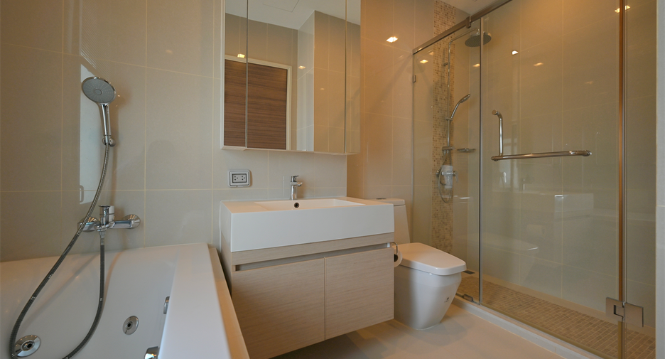 Condo en venta de 2 habitaciones en Watthana, Bangkok