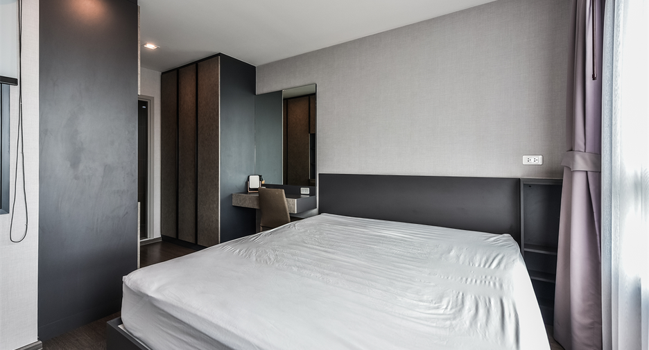 For sale 1 bed condo in Phaya Thai, Bangkok