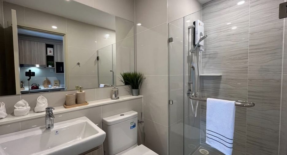 For rent 1 bed condo in Khlong Toei, Bangkok