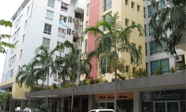 For sale 2 ベッドルーム condo in Huai Khwang, Bangkok