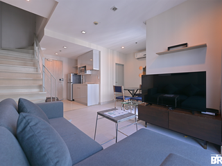 For sale 2 bedrooms condo in Huai Khwang, Bangkok
