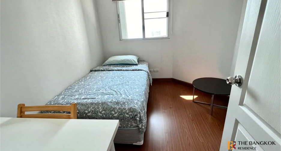 Condo en venta de 3 habitaciones en Huai Khwang, Bangkok