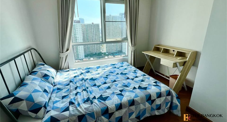 Condo en venta de 3 habitaciones en Huai Khwang, Bangkok