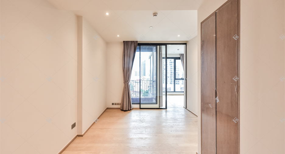 À vendre 1 chambre condo à Huai Khwang, Bangkok