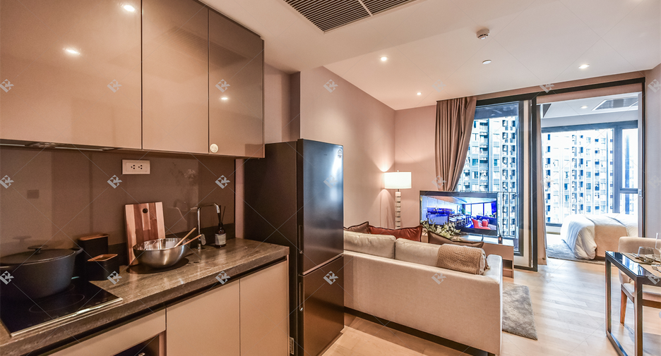 À vendre 1 chambre condo à Huai Khwang, Bangkok