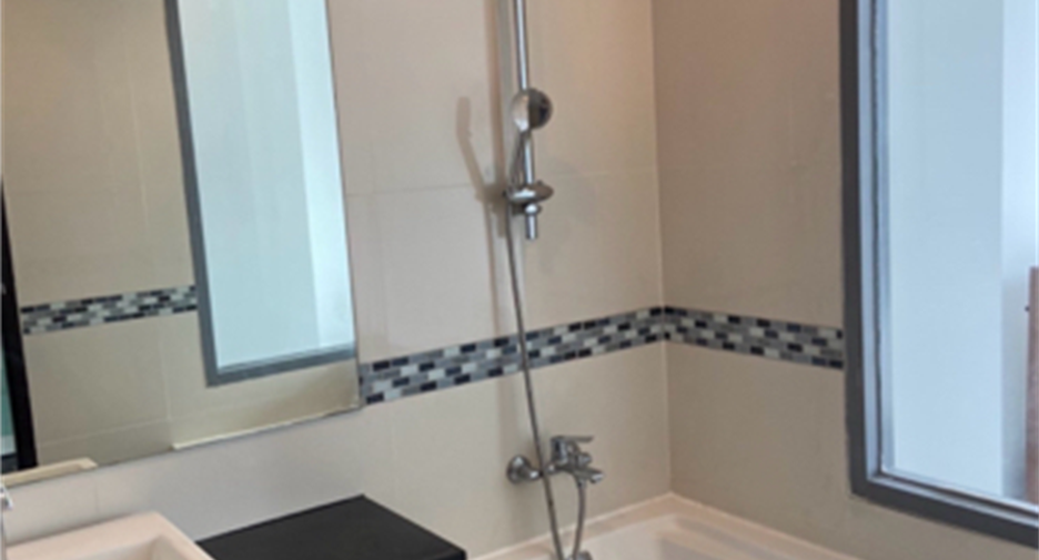 For sale 2 ベッドルーム condo in Ratchathewi, Bangkok