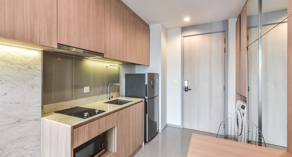 For sale 1 bed condo in Phaya Thai, Bangkok