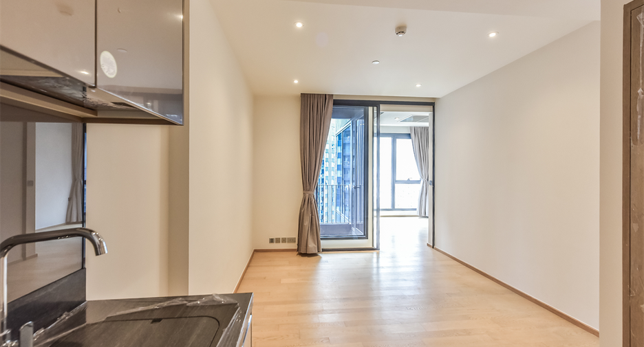 For sale 1 bed condo in Huai Khwang, Bangkok