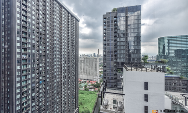 À vendre 1 chambre condo à Huai Khwang, Bangkok