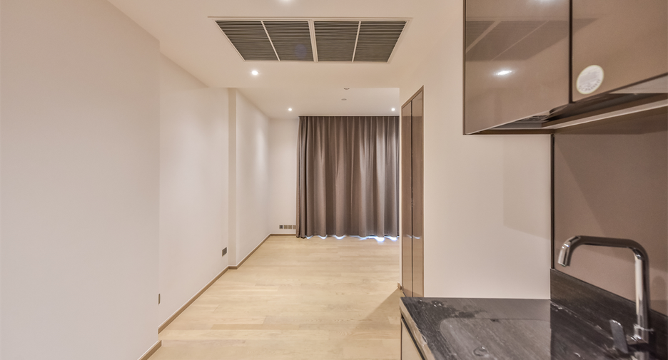 For sale 1 bed condo in Huai Khwang, Bangkok