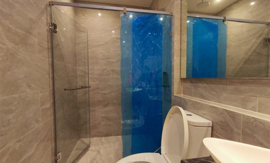 À vendre 1 chambre condo à Huai Khwang, Bangkok