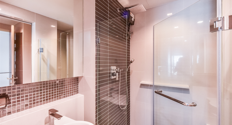 For sale 1 Beds condo in Phaya Thai, Bangkok