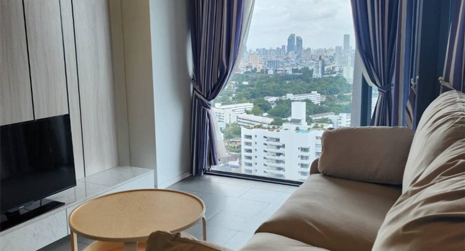 For sale 2 bedrooms condo in Phaya Thai, Bangkok