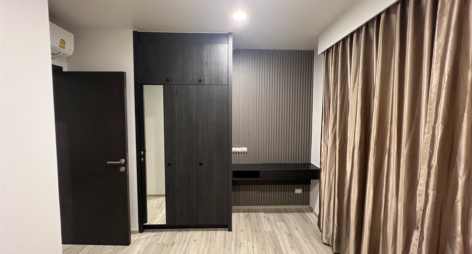 Condo en venta de 2 habitaciones en Huai Khwang, Bangkok