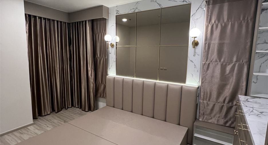 Condo en venta de 2 habitaciones en Huai Khwang, Bangkok