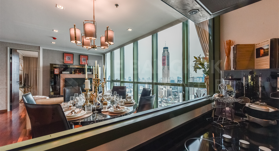 For sale 3 bedrooms condo in Pathum Wan, Bangkok